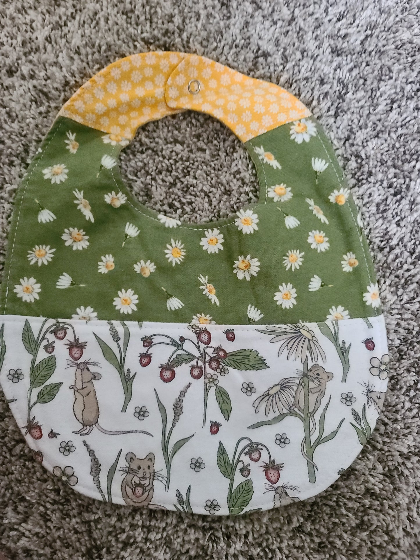 Baby bib - large