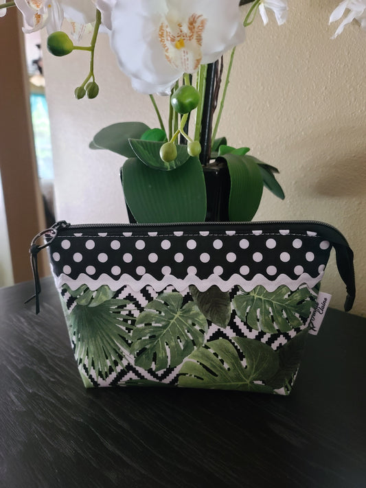 Zippered Rick rack pouch