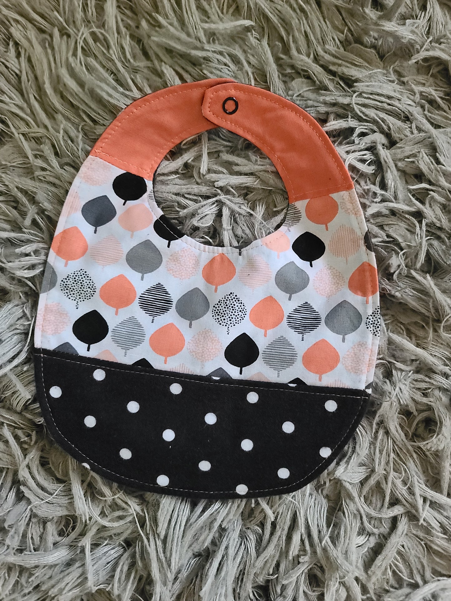 Baby bib - small