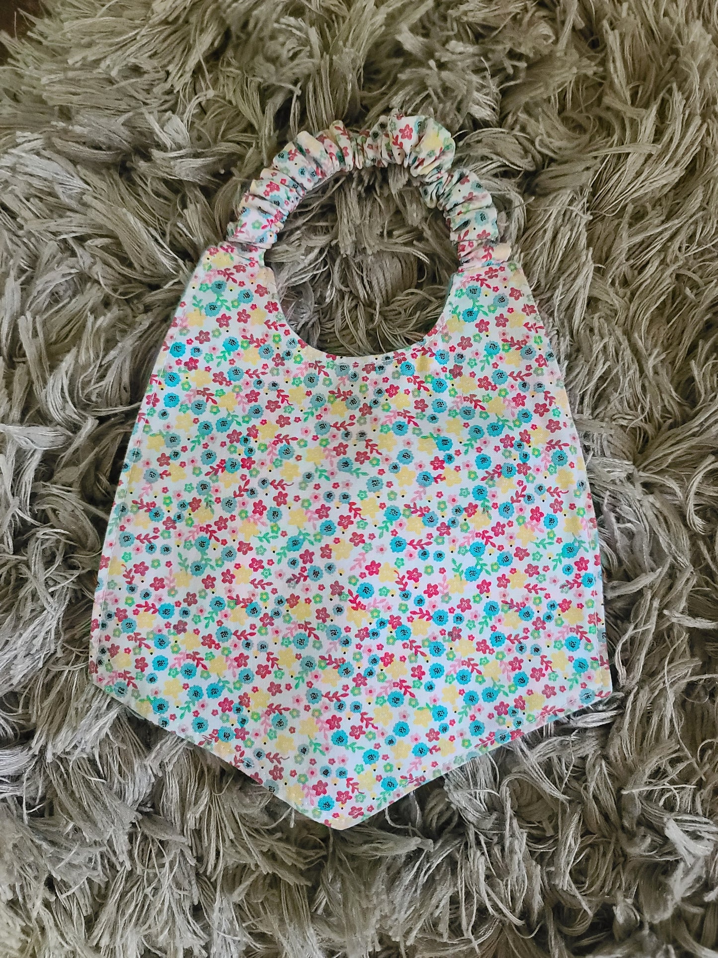 Baby bib - small