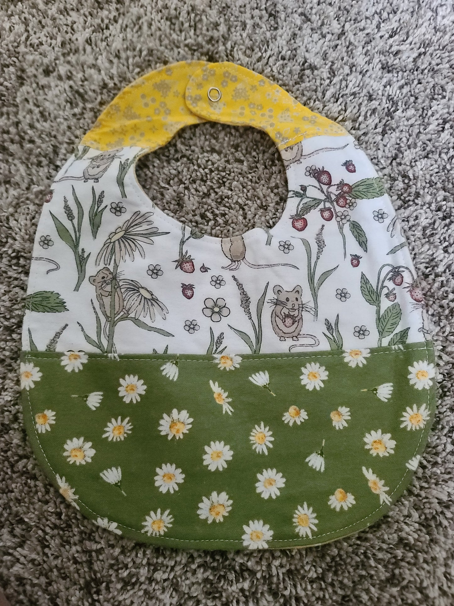 Baby bib - large