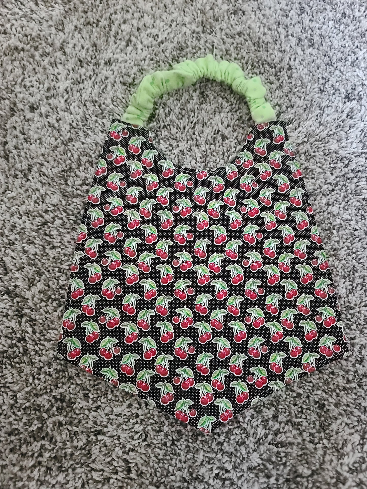 Baby bib - large