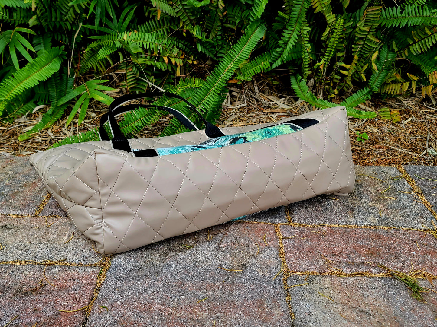 Oxbow overnight tote