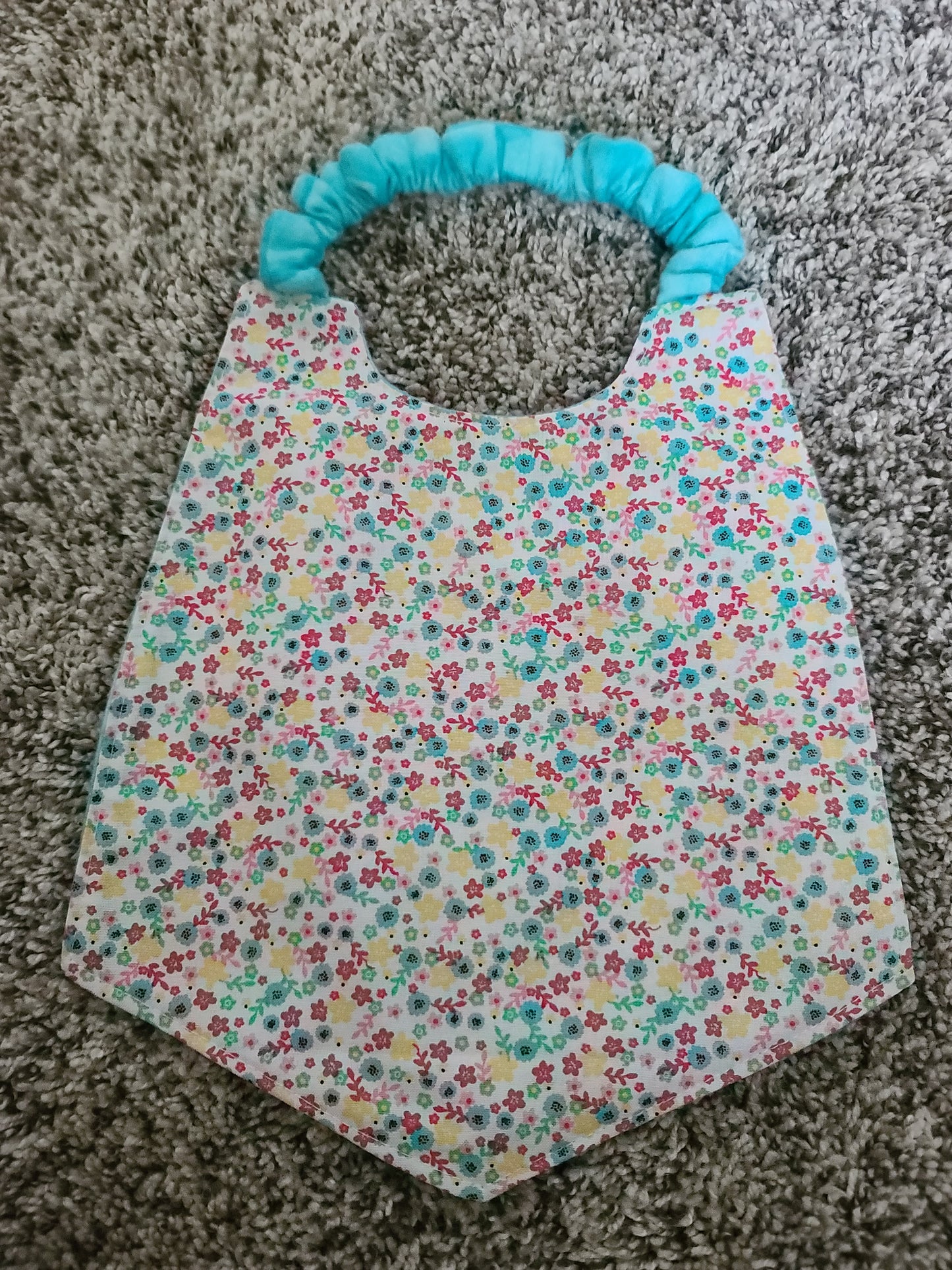 Baby bib - large